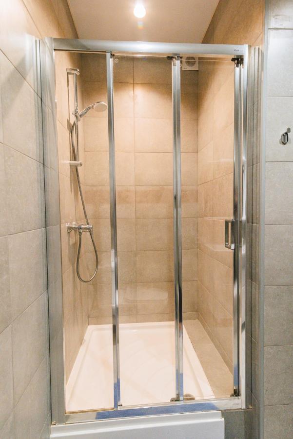 Royal Tower Luxurious Smart Residence Киев Экстерьер фото